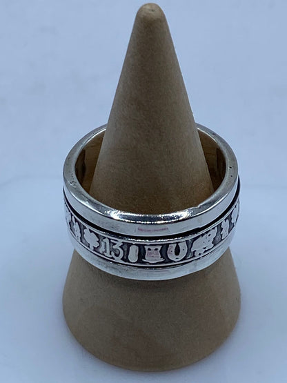 Anillo Giratorio de Plata 925 con Símbolos de la Suerte — vista lateral