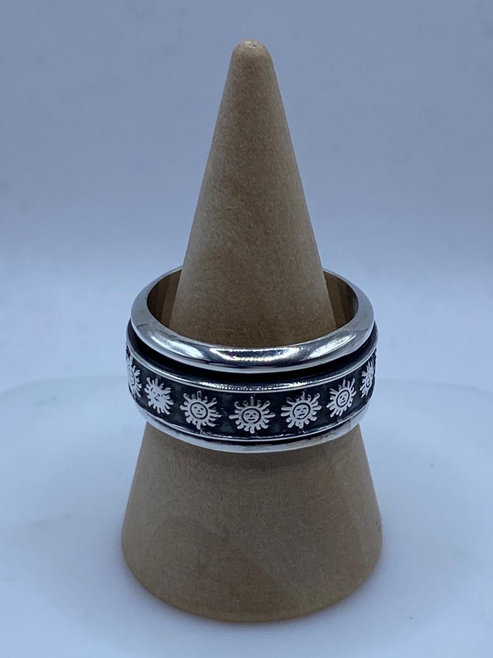 ☀️ Anillo Giratorio de Plata 925 con Soles Grabados