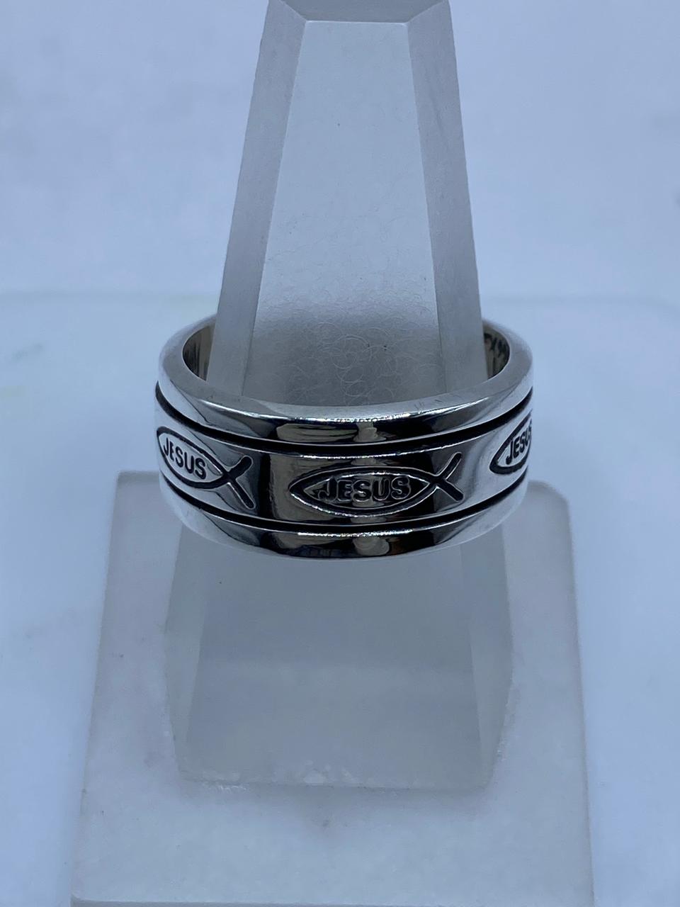 ✝️ Anillo Giratorio de Plata .925 “jesús” con Símbolo Ichthy — vista lateral