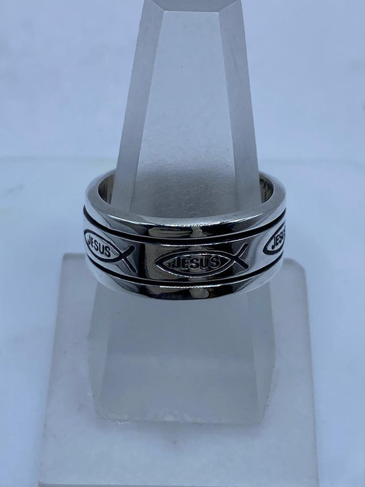 ✝️ Anillo Giratorio de Plata .925 “jesús” con Símbolo Ichthy — vista lateral