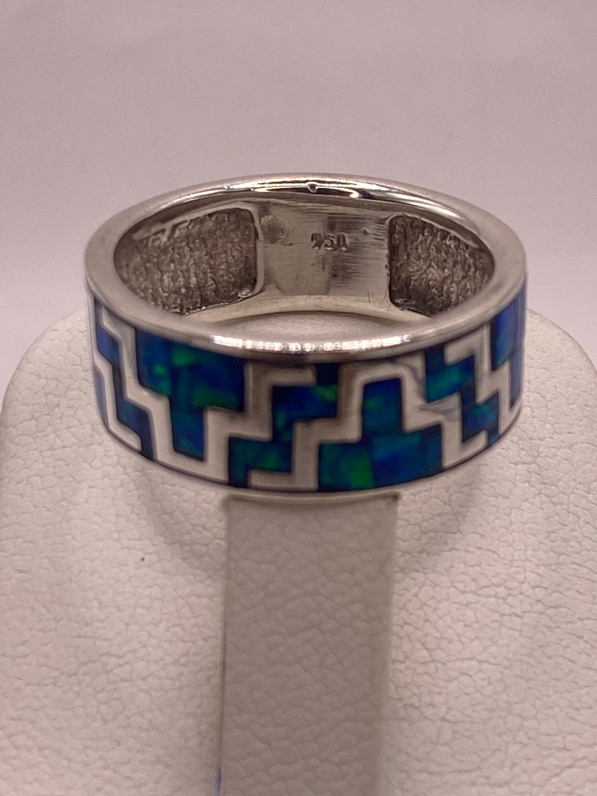 Anillo Greca Geometrica Continua con Ópalo de Fuego en Plata .950