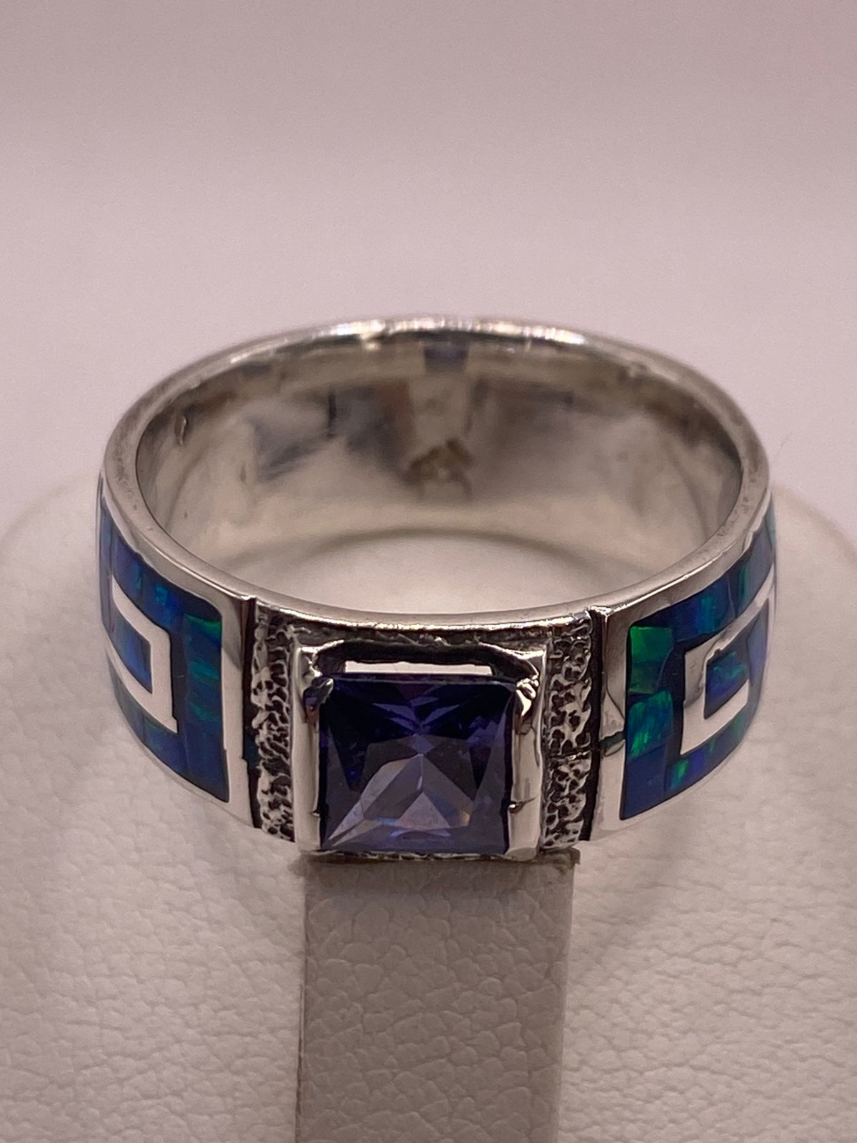 Anillo Greca Imperial de Plata 950 con Ópalo de Fuego y Zirconia