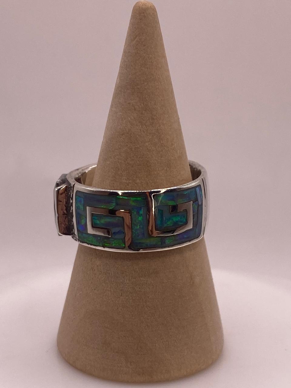 Anillo de Greca con Ópalo de Fuego  y Zirconia en Plata .950