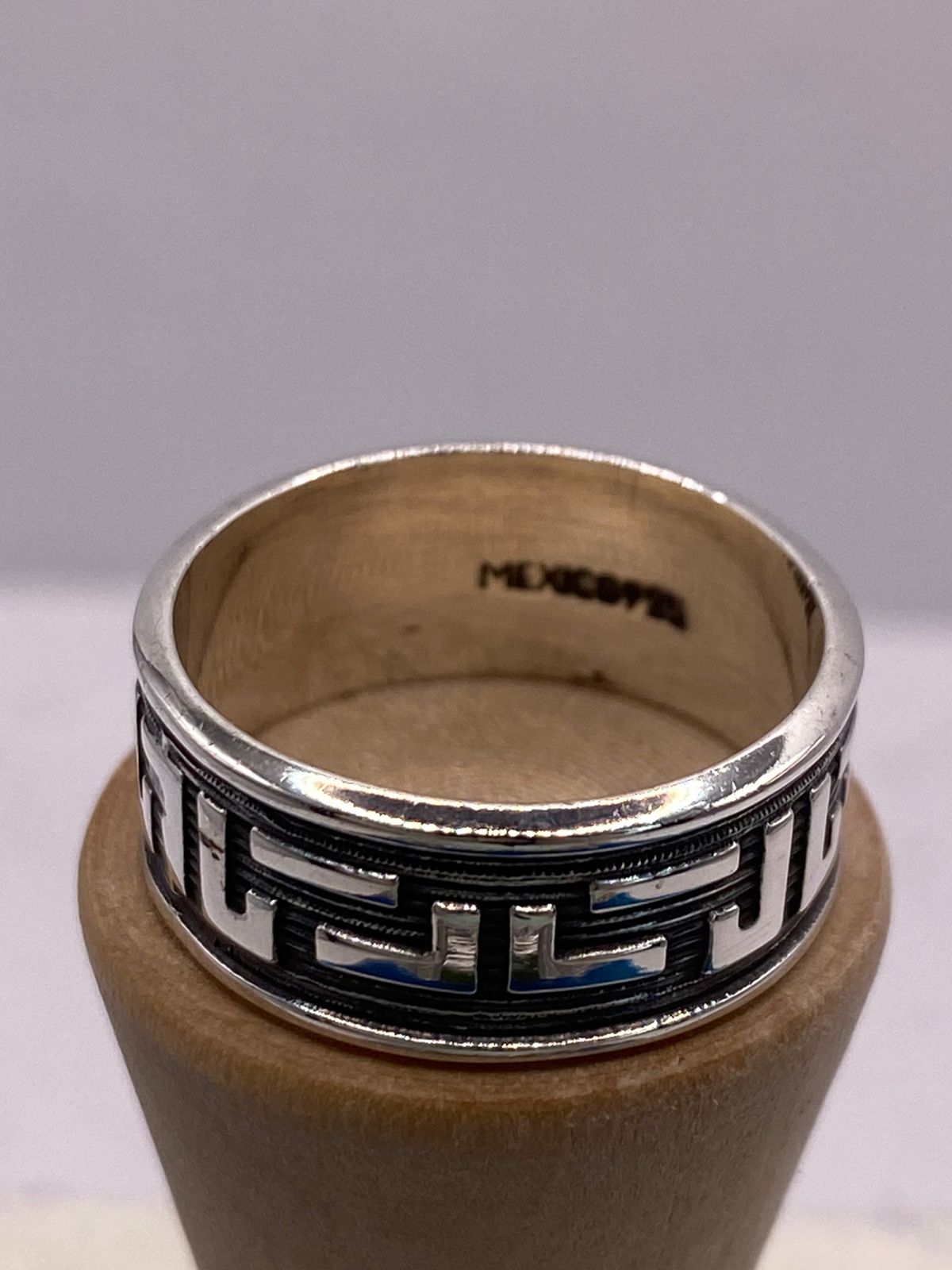 🏛️ Anillo Greca Clásica en Plata .92