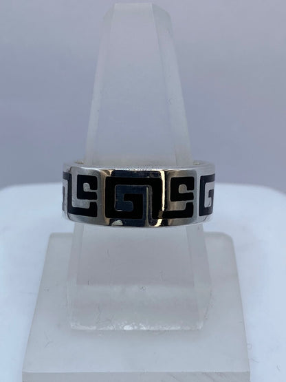 Anillo Greca Clásica en Plata .925 con Obsidiana, vista frontal