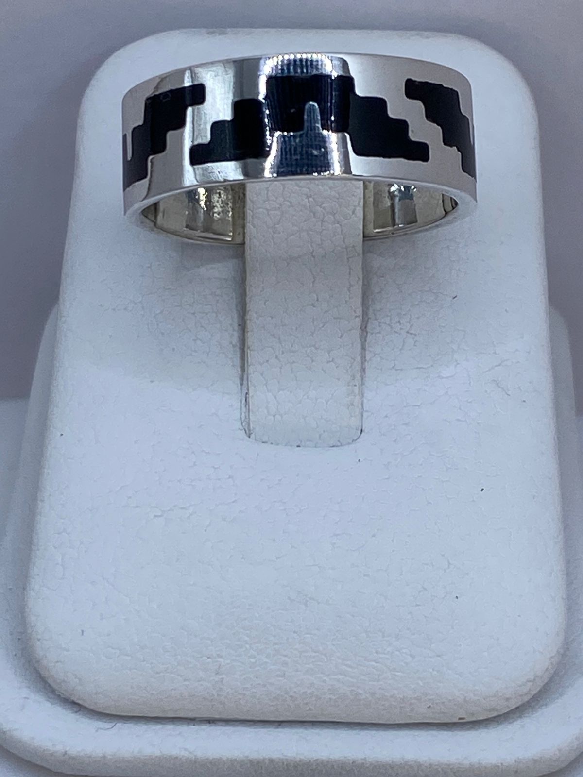 Anillo Inspirado en Pirámide de Plata .925