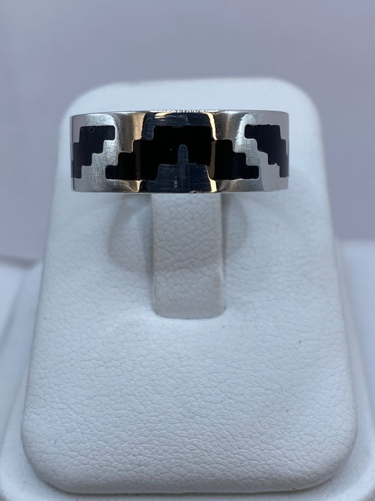 Anillo Inspirado en Pirámide de Plata .925