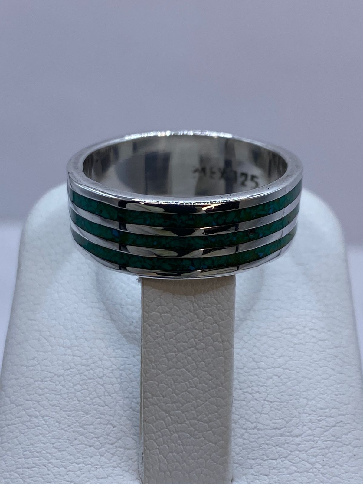 Anillo Líneas Eternas de Plata .925 con Malaquita