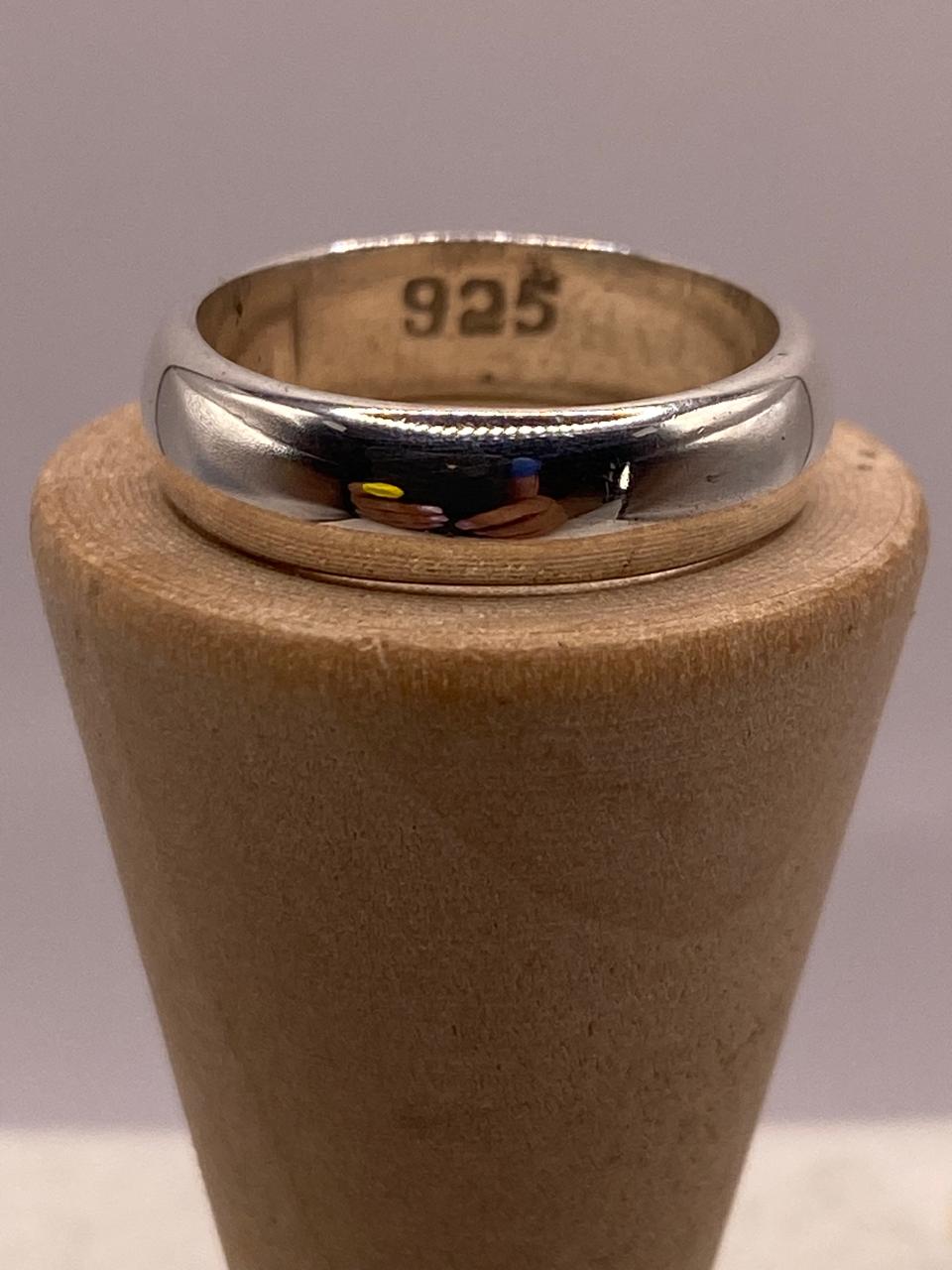 Anillo Liso Argolla en Plata .925