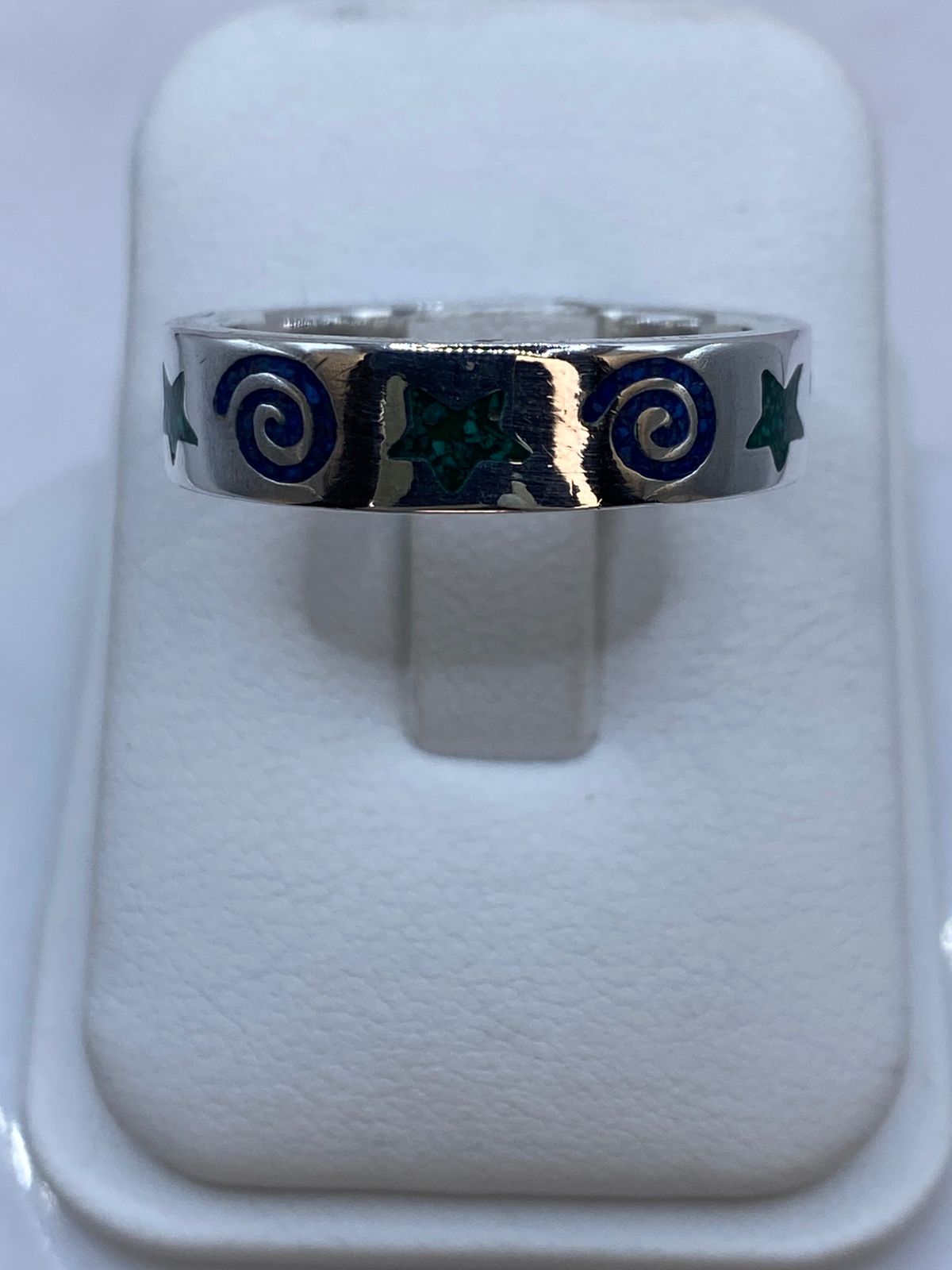 Anillo Malaquita con Diseño Estrellas y Espirales en Plata .925