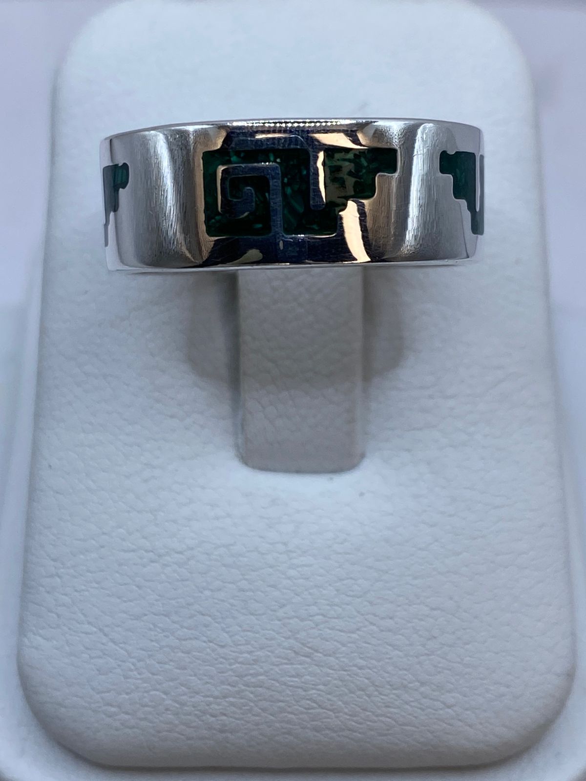 Anillo de Malaquita con Greca Espiral Calada en Plata .925