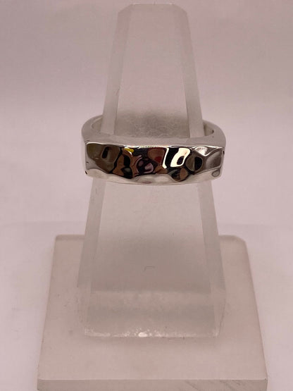 Anillo Martillado de Plata Ley .925