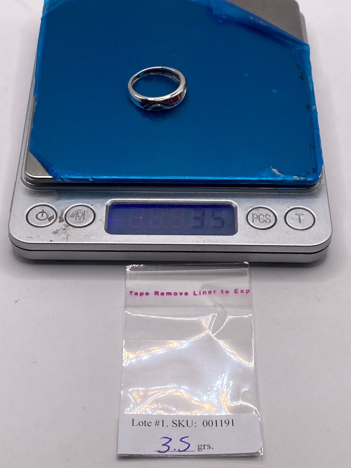 Anillo Moderno Ondulado de Plata 950 con Ópalo de Fuego