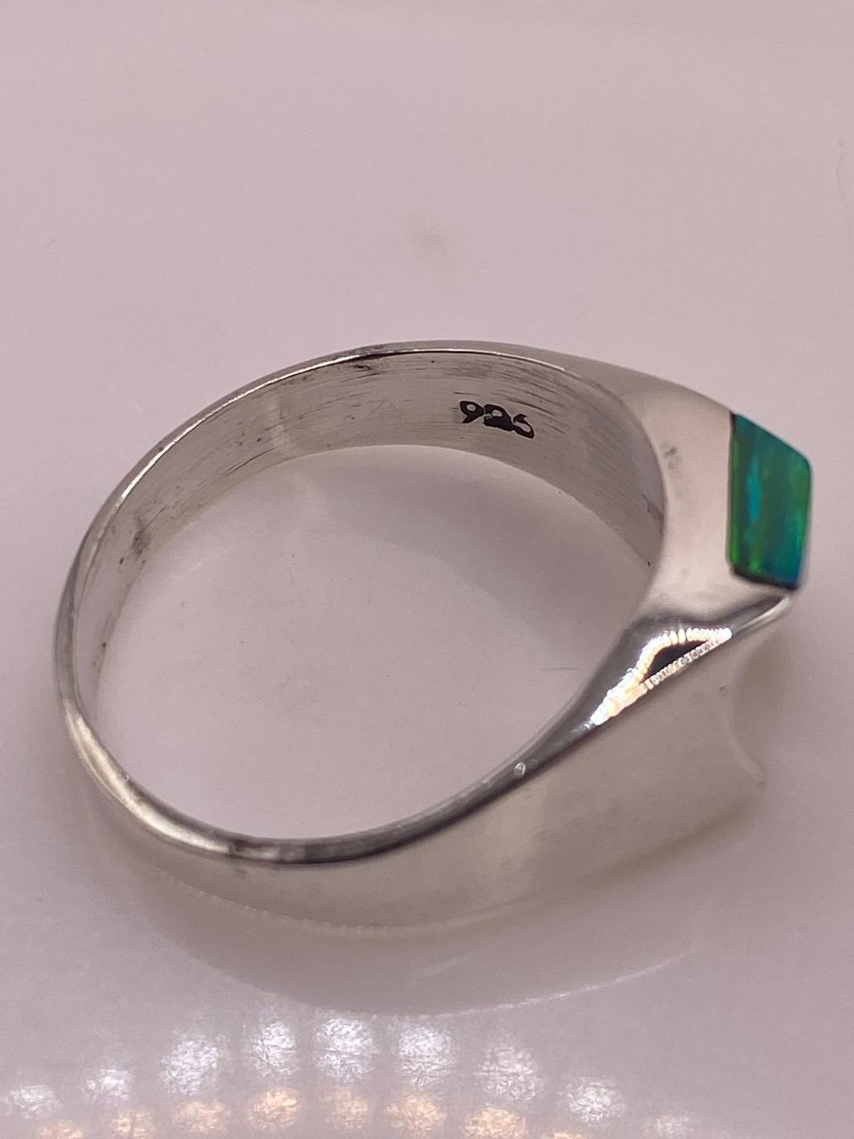 Anillo Moderno de Plata 925 con Ópalo de Fuego