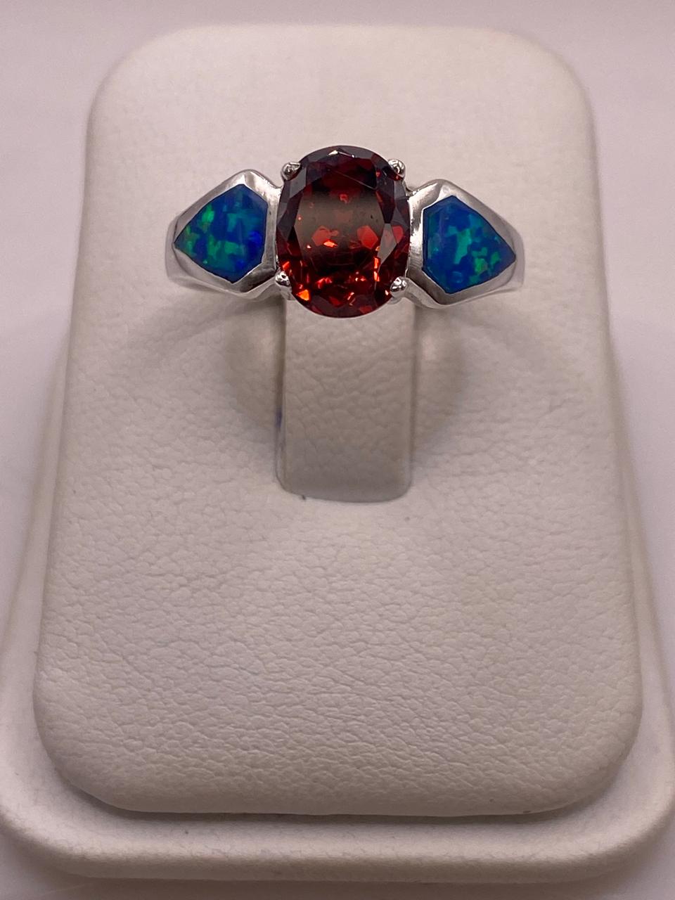 Anillo Moderno de Plata 925 con Ópalo de Fuego y Zirconia