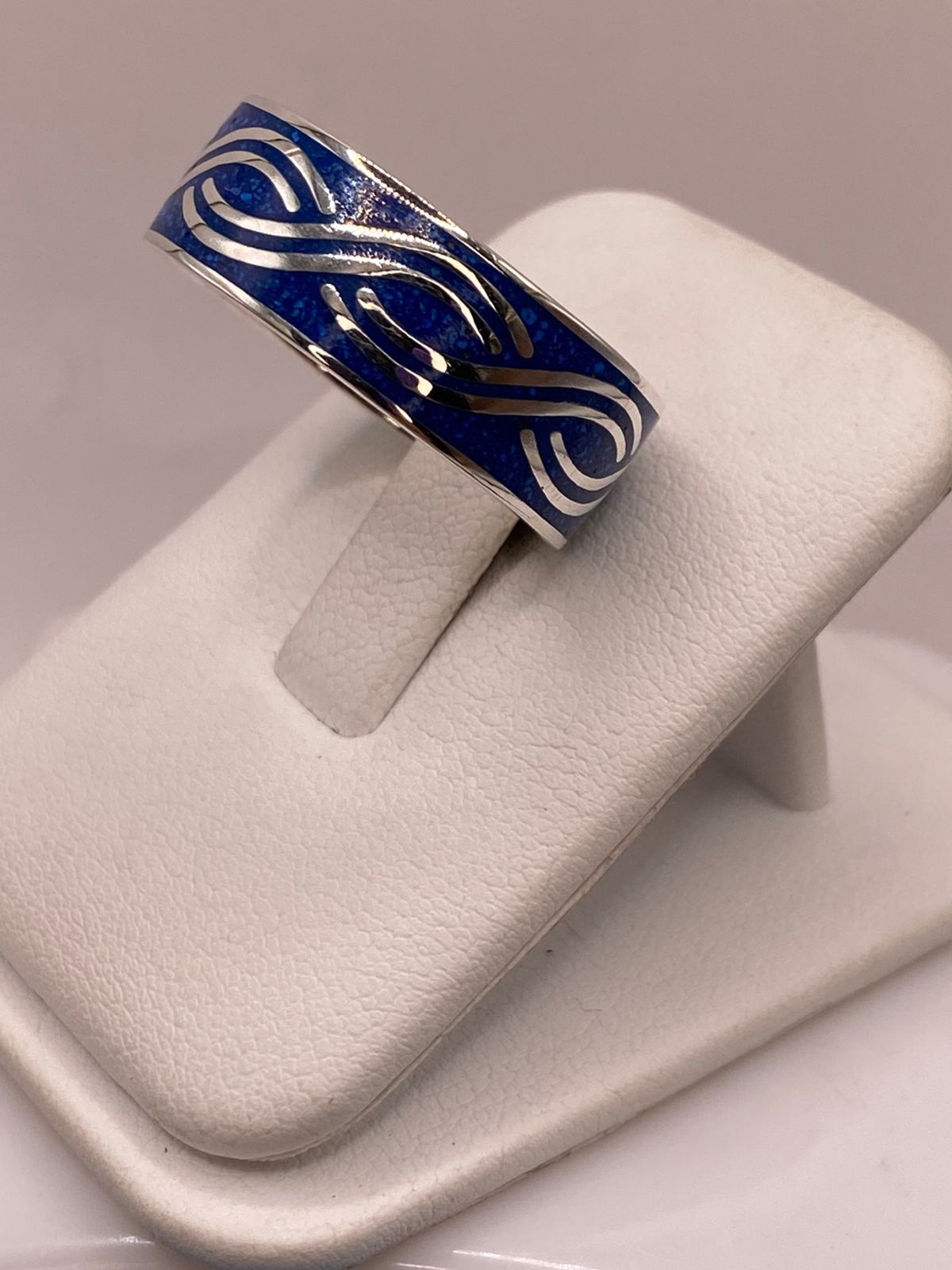 Anillo Motivo Abstracto Azul de Plata .925