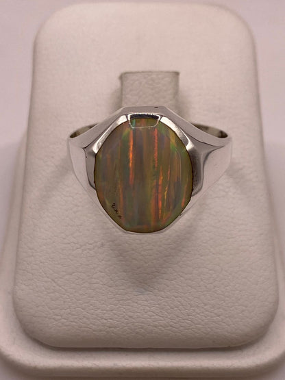 Anillo Octagonal con Ópalo de Fuego en Plata .950