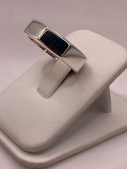 Anillo Octagonal Pulido en Plata .925, vista lateral