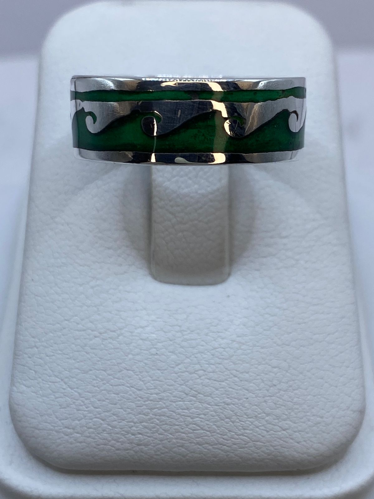 Anillo Olas Elegantes en Plata .925 con Malaquita