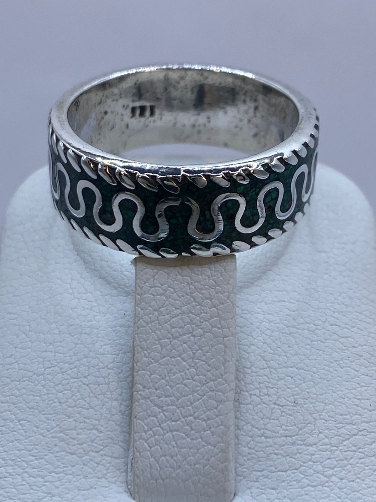 Anillo Ondas Ancestrales en Plata .925 con Malaquita