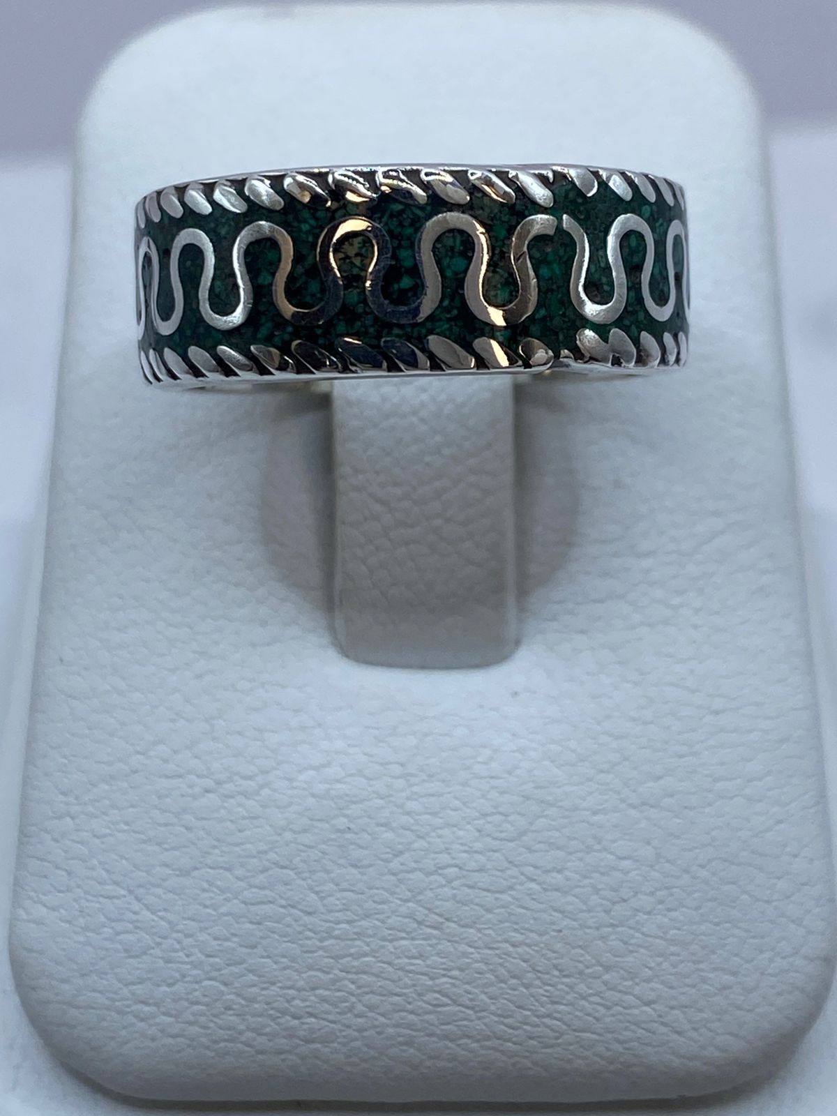 Anillo Ondas Ancestrales en Plata .925 con Malaquita