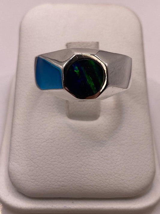 💍 Anillo de Ópalo de Fuego Azul‑verde en Plata Ley 925 — ángulo diagonal