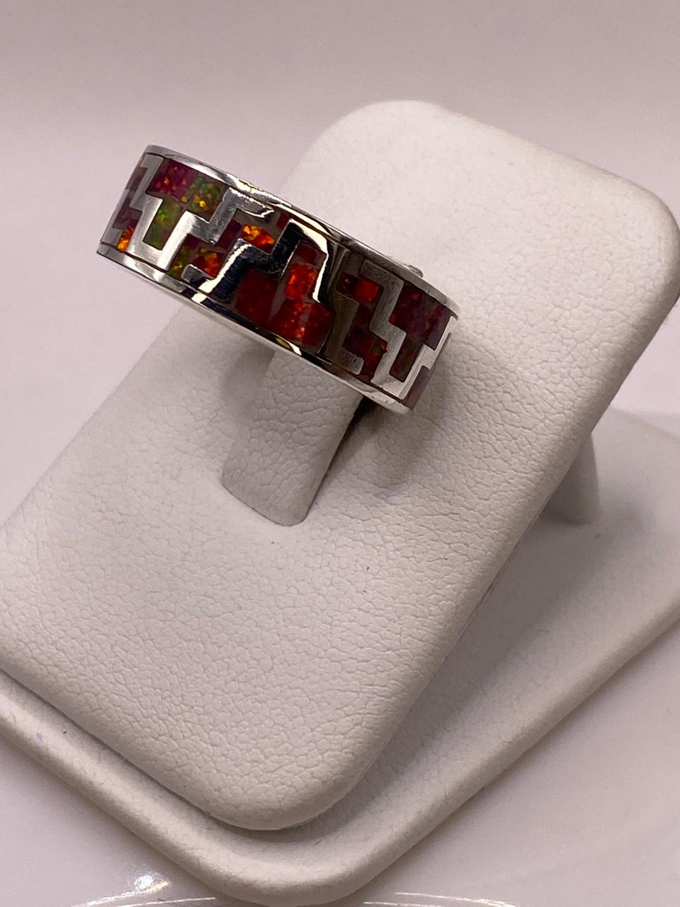 🔥✨ Anillo de Ópalo de Fuego con Diseño Geométrico en Plata Ley 950