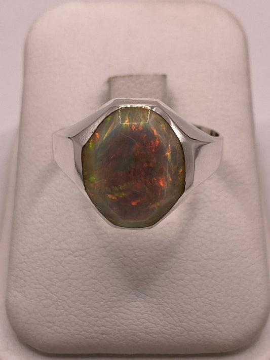 💎🔥 Anillo con Ópalo de Fuego Ovalado en Plata Ley 950