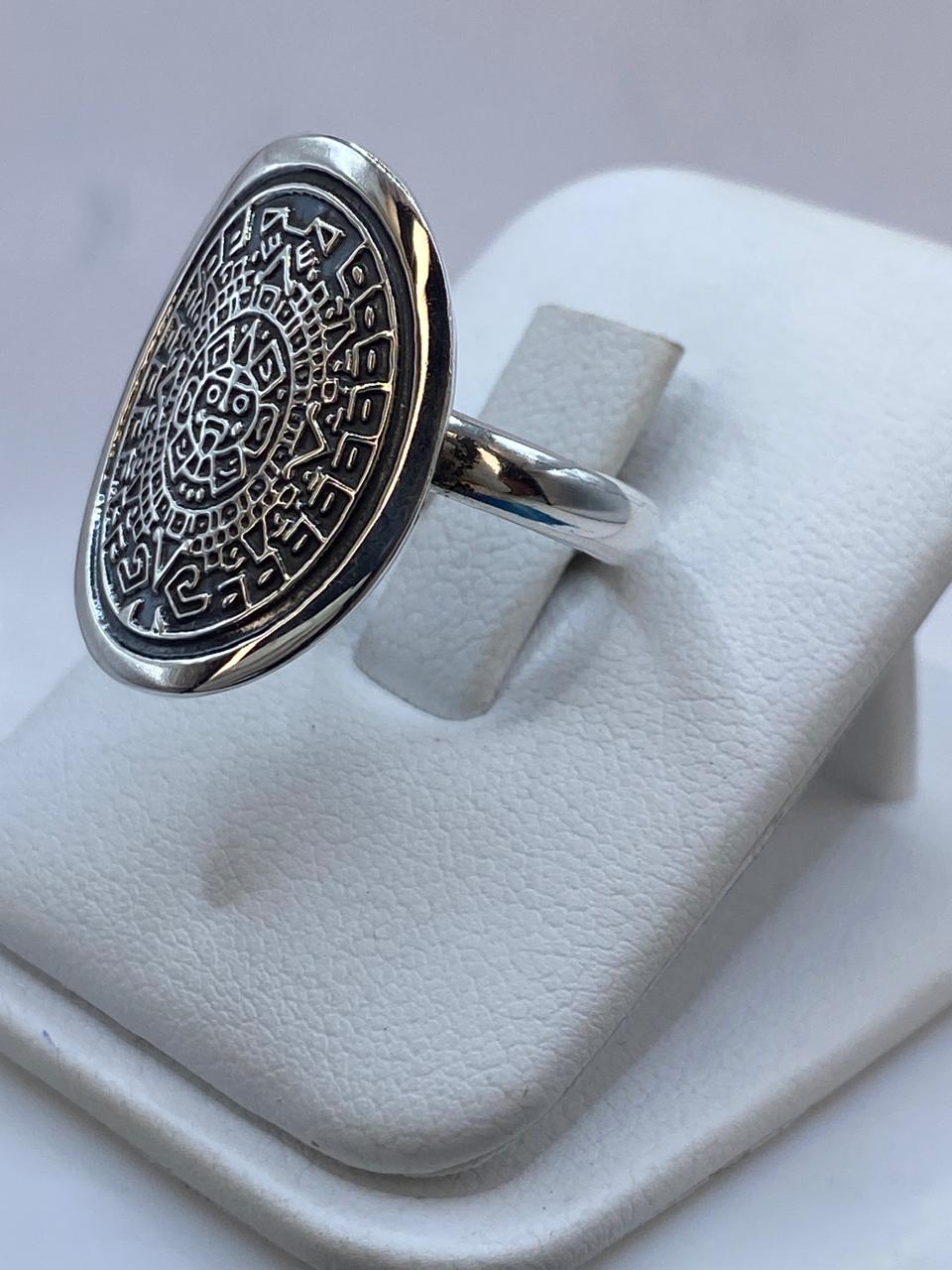 🌞 Anillo Ovalado Calendario Azteca en Plata .925