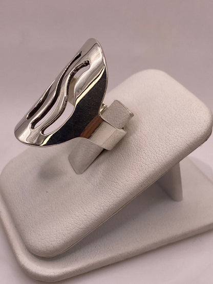 Anillo Ovalado Ondas en Plata .925