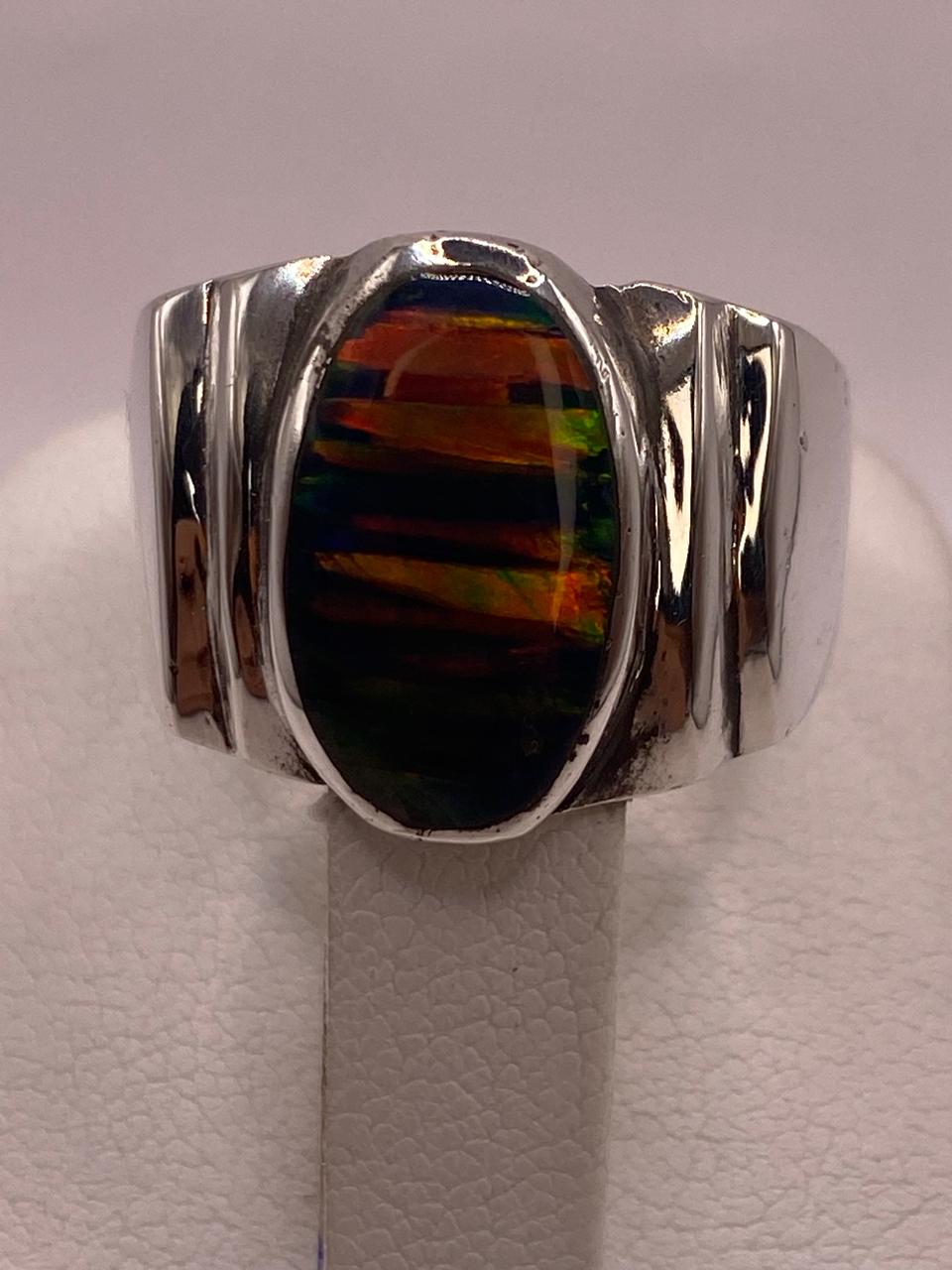 Anillo Ovalado con Ópalo de Fuego Multicolor en Plata .925