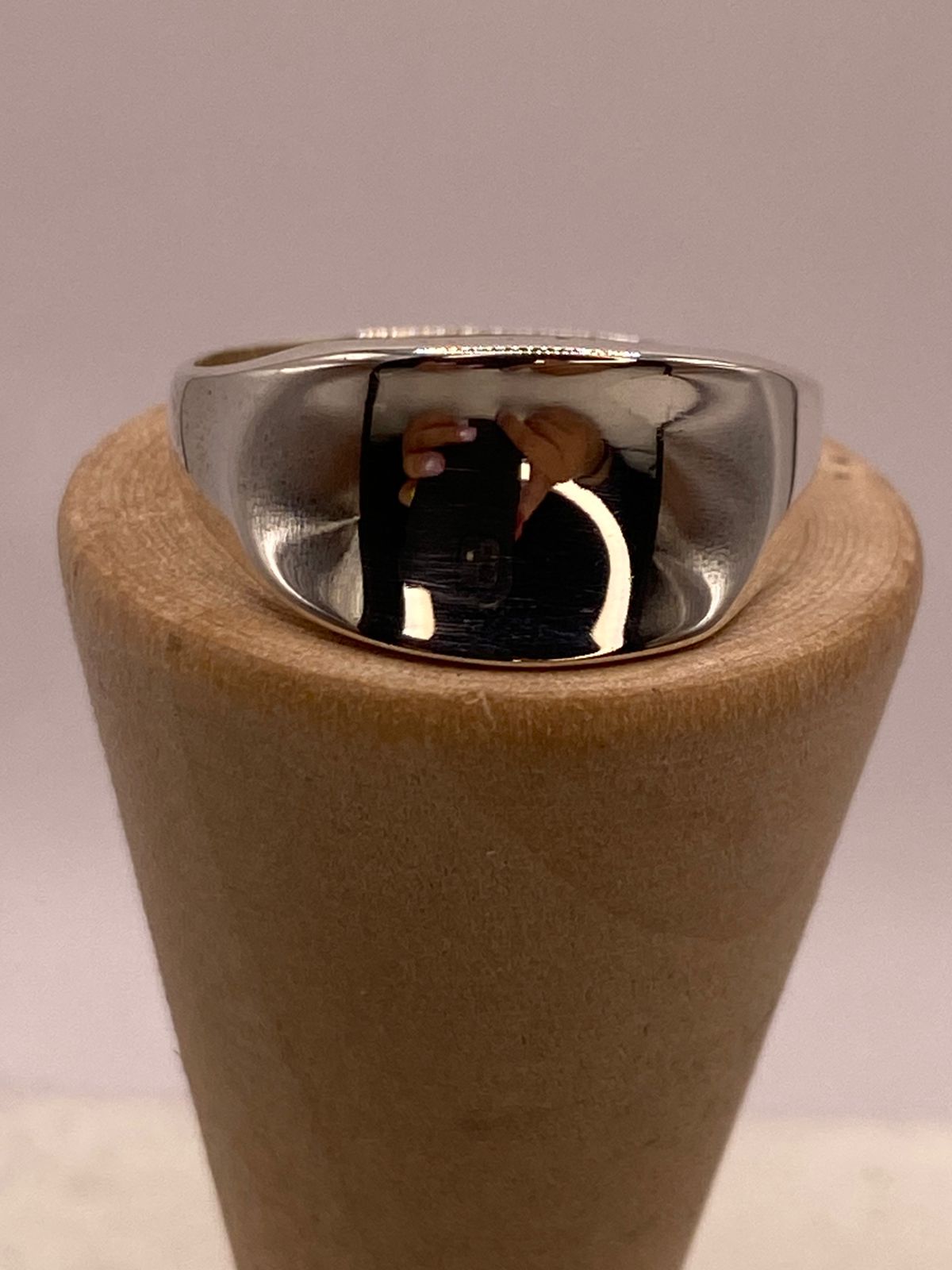 Anillo Ovalado de Plata Ley .925