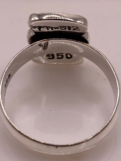 Anillo de Plata Ley 950 con Ópalo de Fuego y Diseño de Cruz
