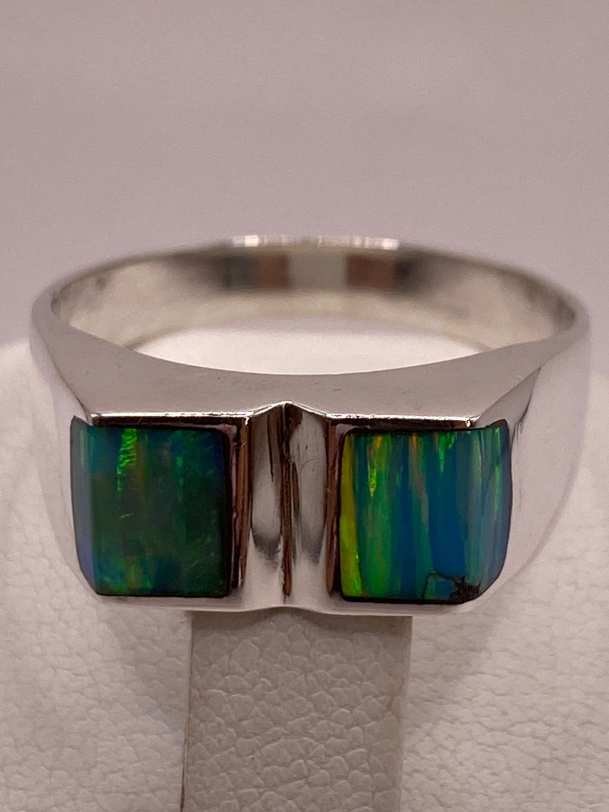 Anillo en Plata Ley 925 con Doble Incrustación de Ópalo de Fuego