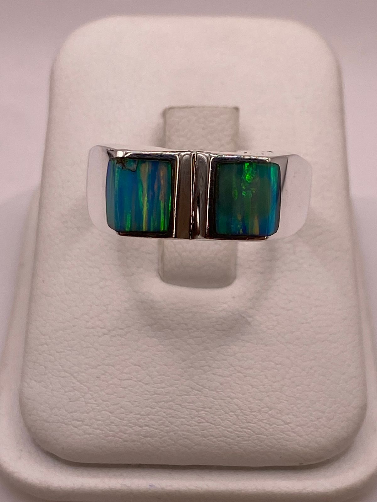 Anillo en Plata Ley 925 con Doble Incrustación de Ópalo de Fuego