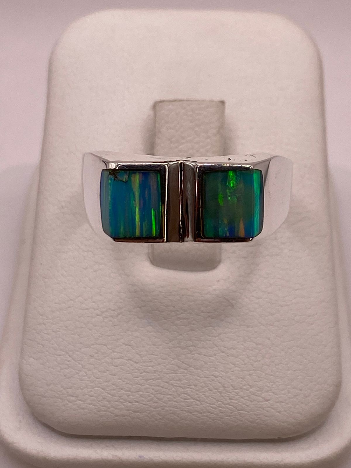Anillo en Plata Ley 925 con Doble Incrustación de Ópalo de Fuego