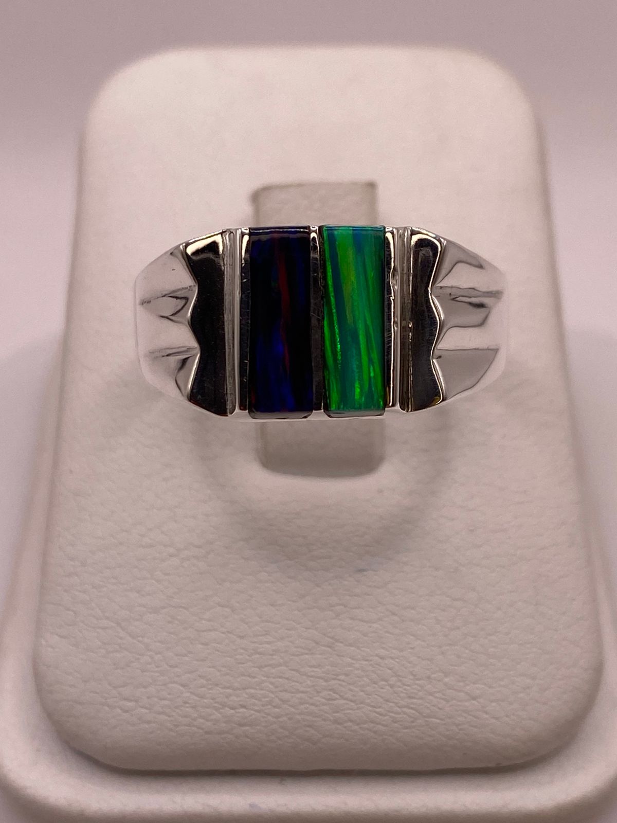 Anillo en Plata Ley 925 con Doble Incrustación de Ópalo de Fuego