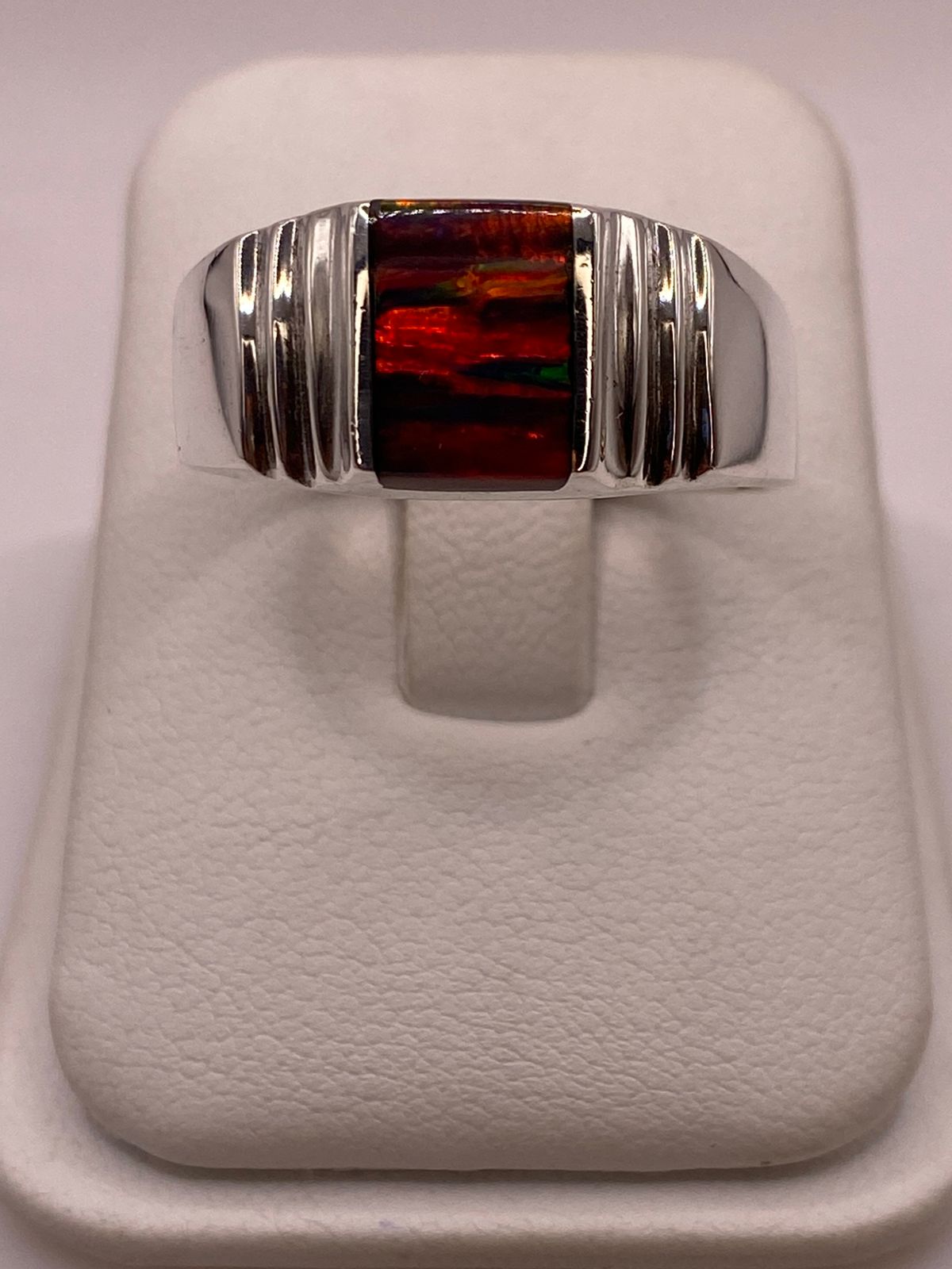 Anillo Plata Ley 925 con Ópalo de Fuego Diseño Moderno