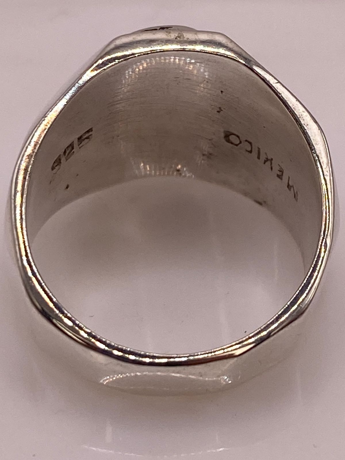 Anillo en Plata Ley 925 con Ópalo de Fuego Diseño Ovalado Moderno