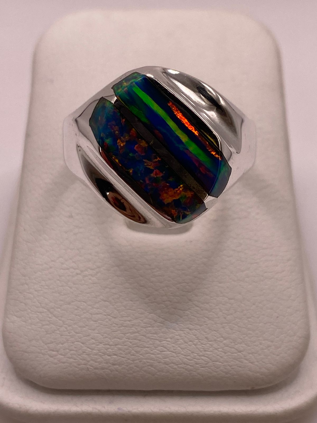 Anillo Plata Ley 925 con Ópalo de Fuego Diseño Segmentado Moderno