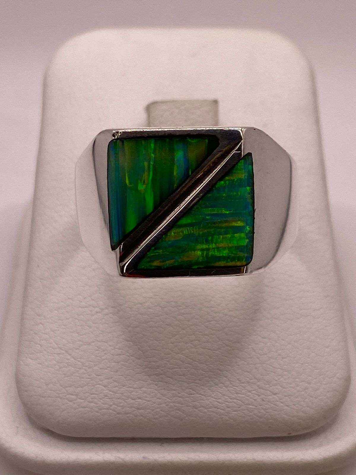 Anillo Plata Ley 925 con Ópalo de Fuego Diseño Contemporáneo Segmentado