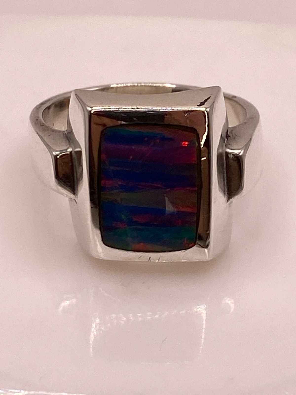 Anillo Plata Ley 925 con Ópalo de Fuego Multicolor Diseño Rectangular Moderno