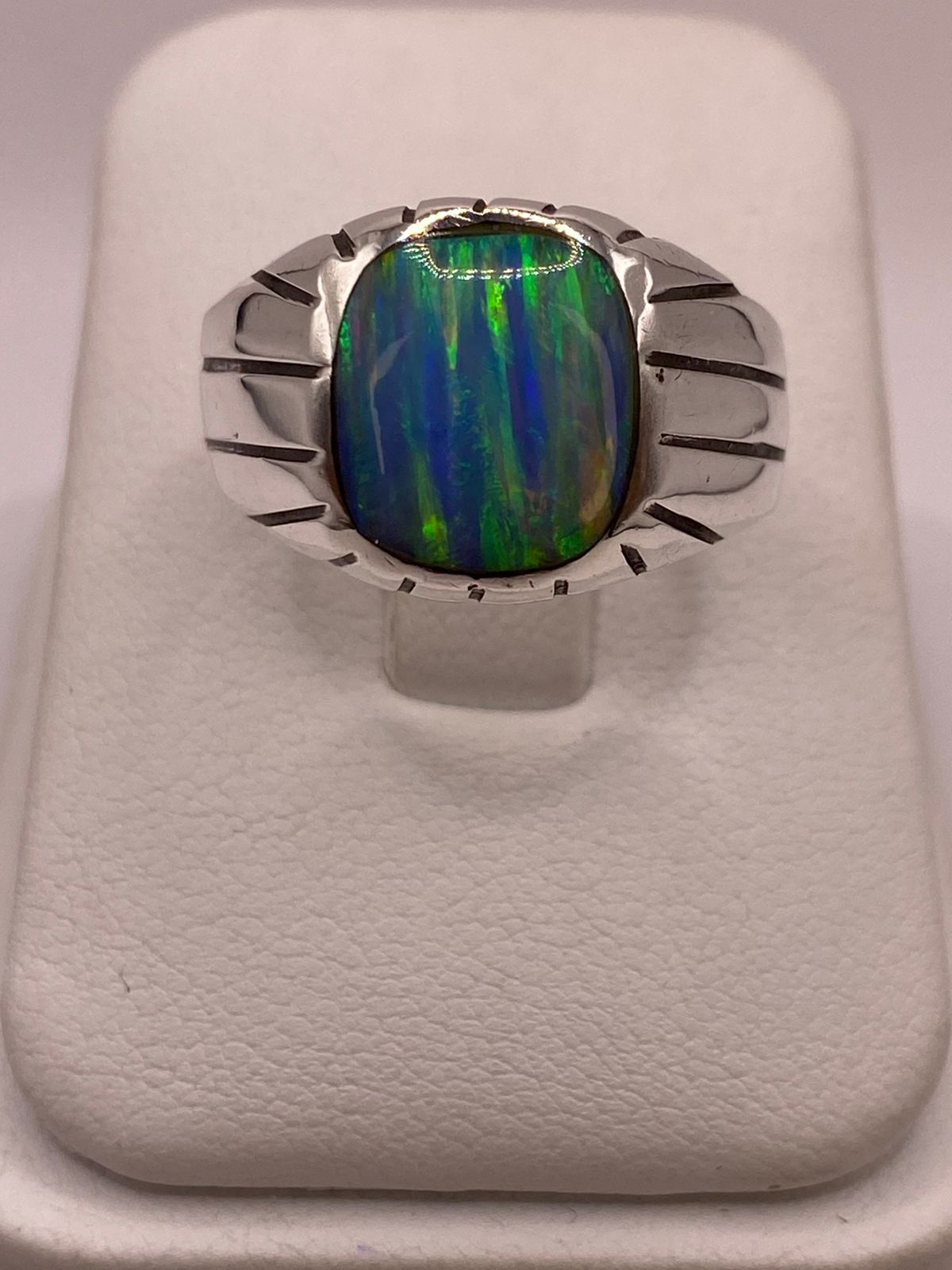 Anillo Plata Ley 925 con Ópalo de Fuego Diseño Moderno con Incrustación