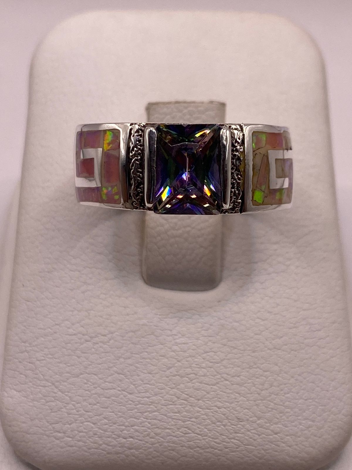 Anillo Plata Ley 950 con Ópalo de Fuego y Circonia Multicolor Diseño Greca