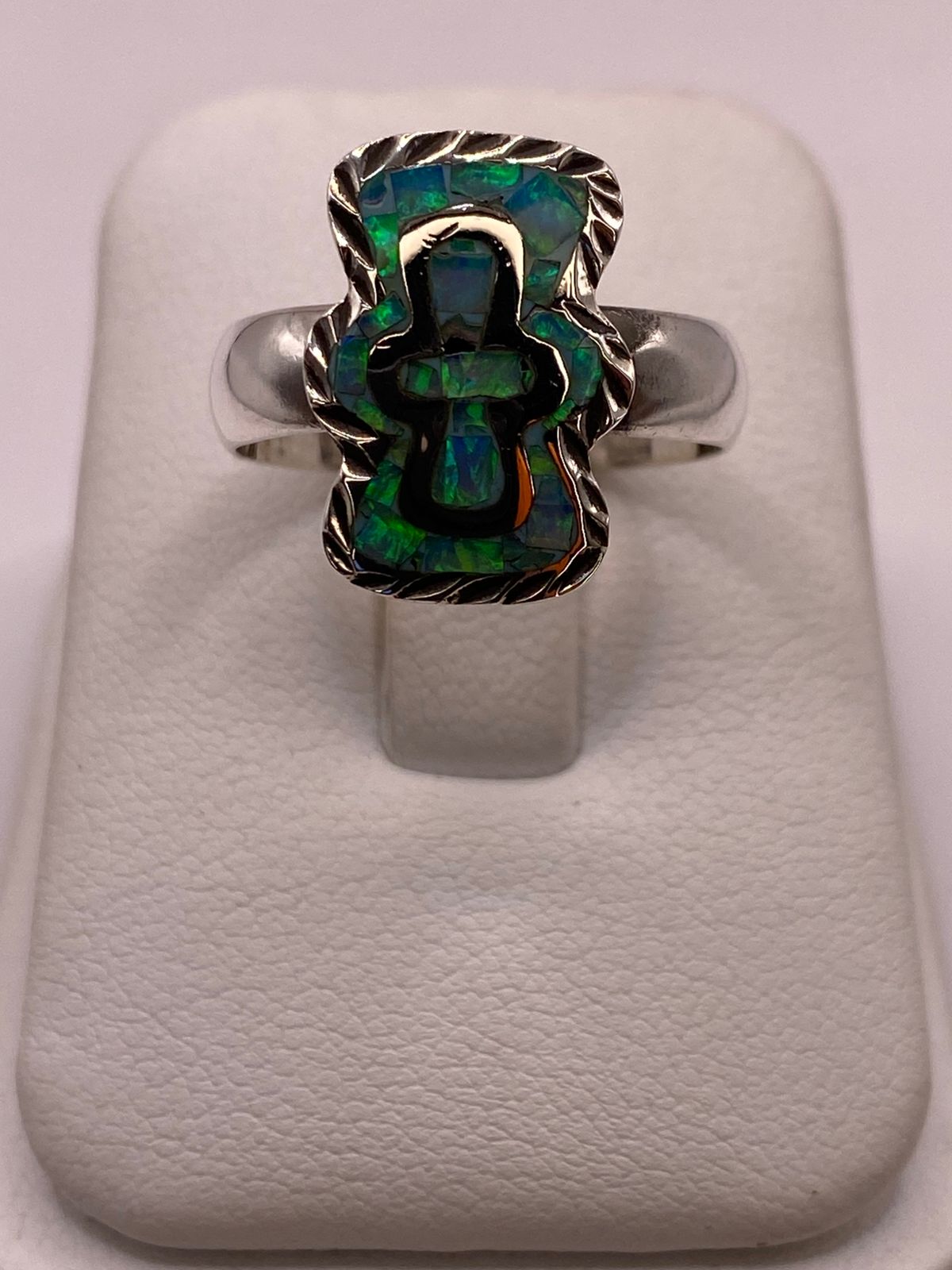 Anillo Plata Ley 950 con Ópalo de Fuego Diseño Artesanal de Cruz