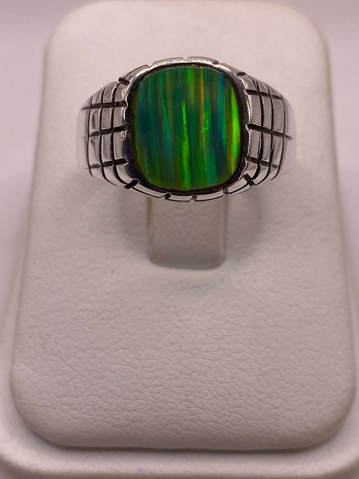 Anillo Plata Ley 950 con Ópalo de Fuego Diseño Segmentado Moderno