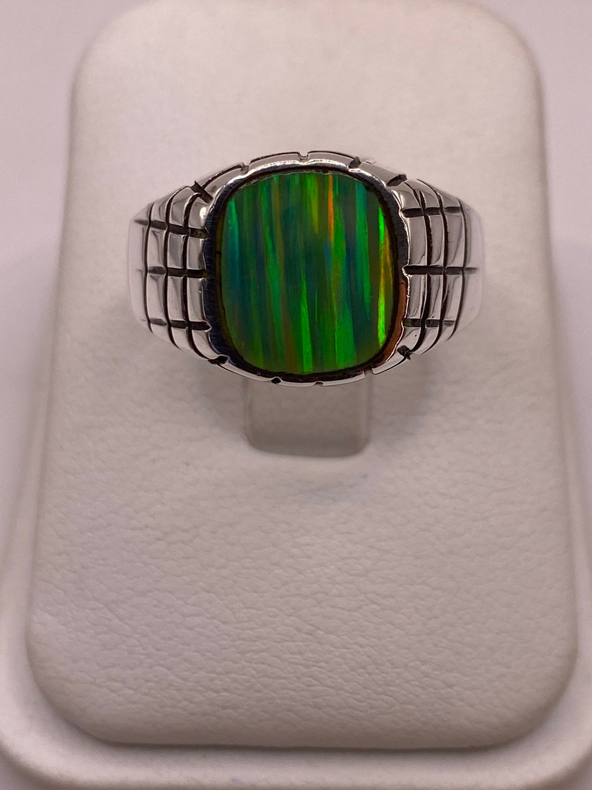 Anillo Plata Ley 950 con Ópalo de Fuego Diseño Segmentado Moderno