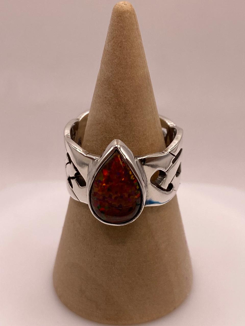 Anillo en Plata Ley 950 con Ópalo de Fuego en Forma de Gota