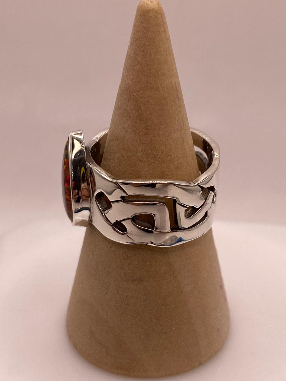 Anillo en Plata Ley 950 con Ópalo de Fuego en Forma de Gota