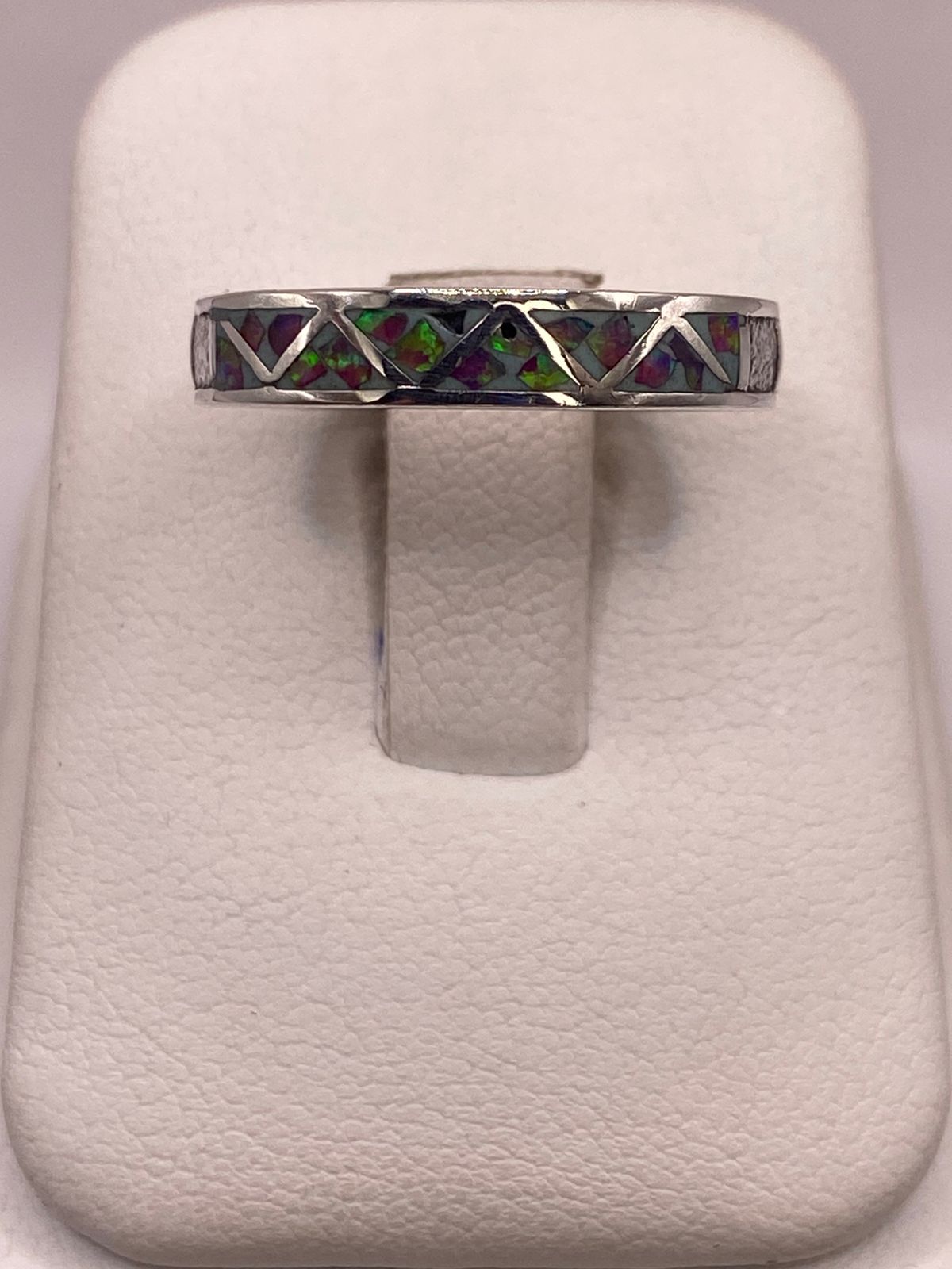Anillo de Plata Ley 950 con Ópalo de Fuego Multicolor y Figuras Geométrica